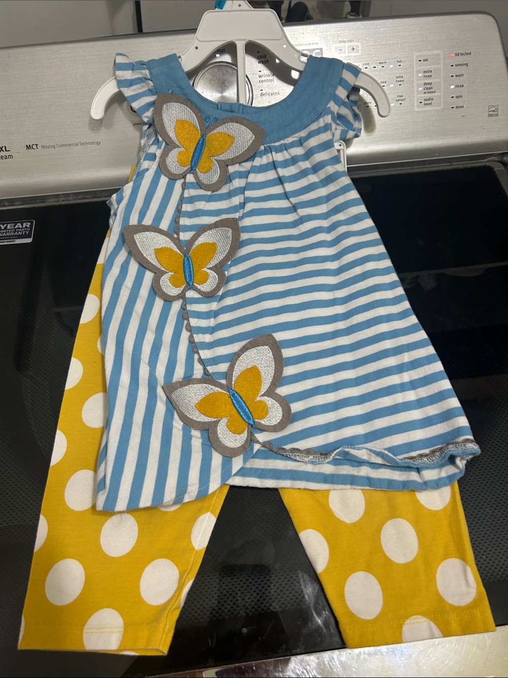 Girls 4t two piece outfit set butterfly butterflies polka dots capri short pant